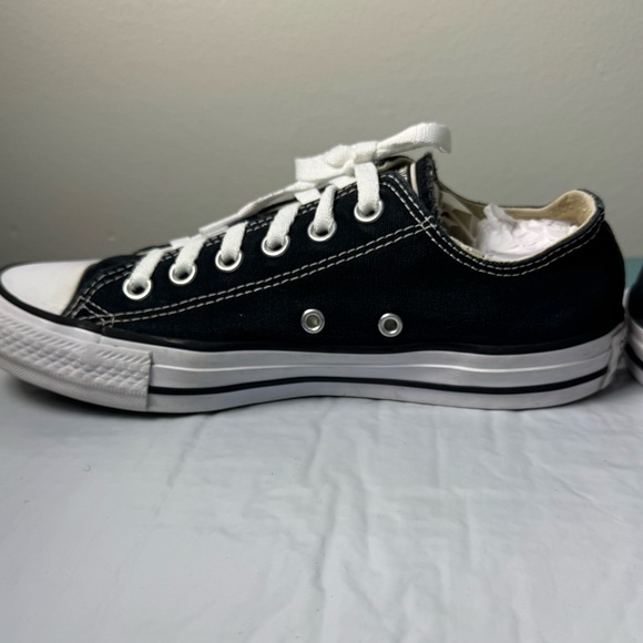 Converse All Stars Classic Black &White Unisex Sneakers women size 7 Men size 5 - Picture 6 of 11